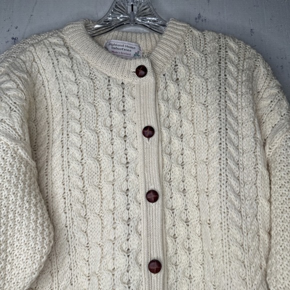 Vintage 90s Highland Home Industries Hand Knit Pure Wool Cream Cardigan | Sz: S - Picture 8 of 13
